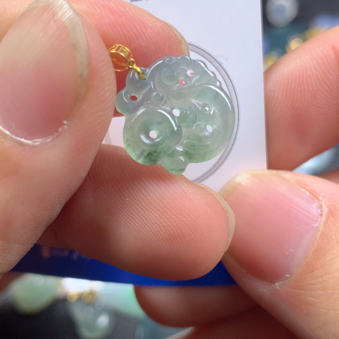 【闪购商品】翡翠颈饰18K金镶嵌翡翠