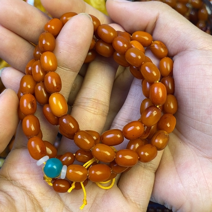 未镶嵌琥珀珠宝奇石