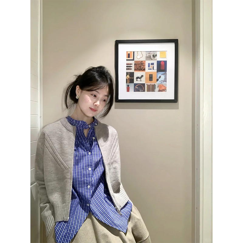 灰色外套女复古学院风拉链针织开衫春季内搭条纹衬衫高腰半身裙女