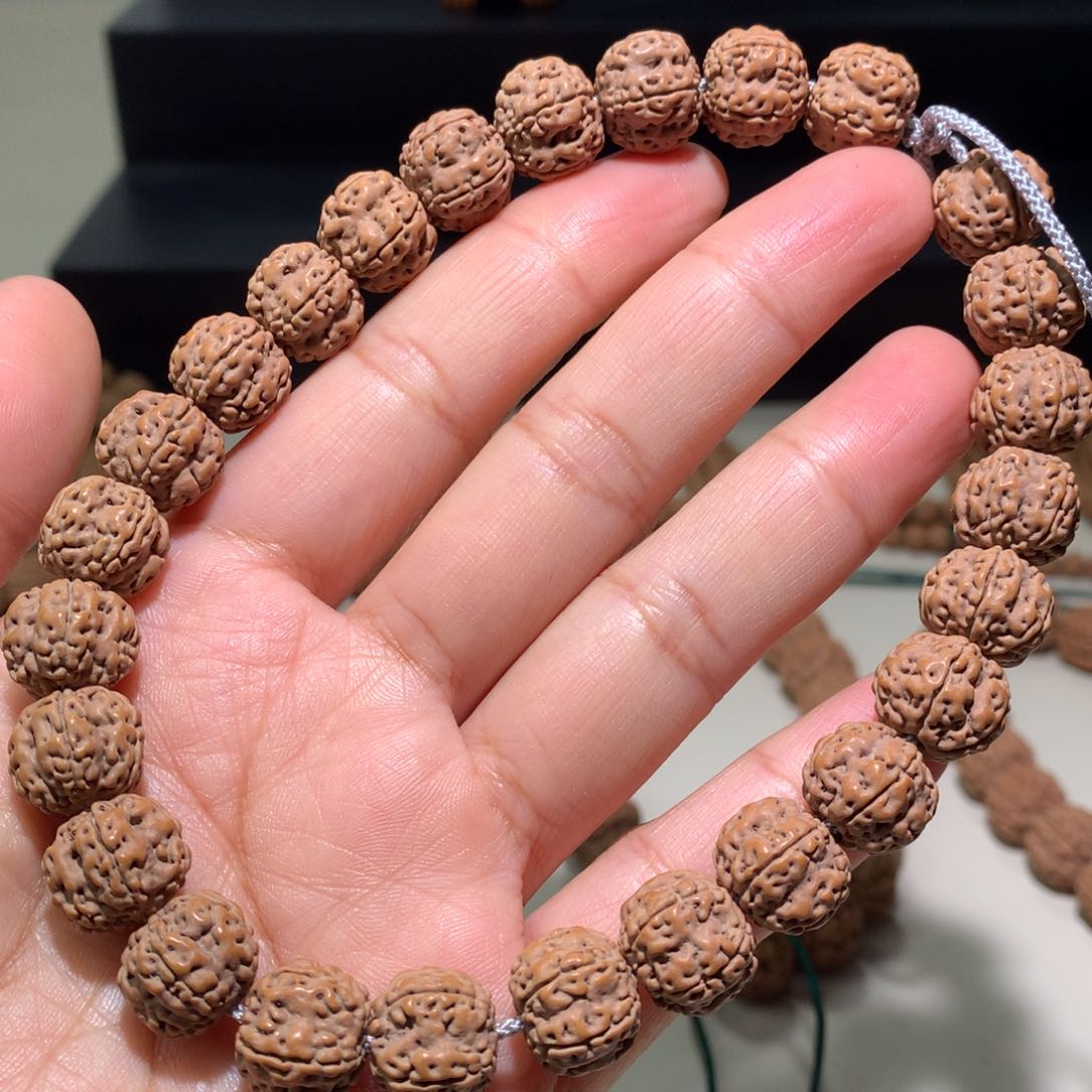 金刚菩提吊坠花王手串11.9