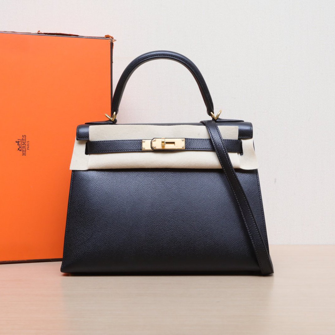 95新 Hermes/爱马仕 花花 Kelly 28 89黑色 Epsom皮 框F 金扣 