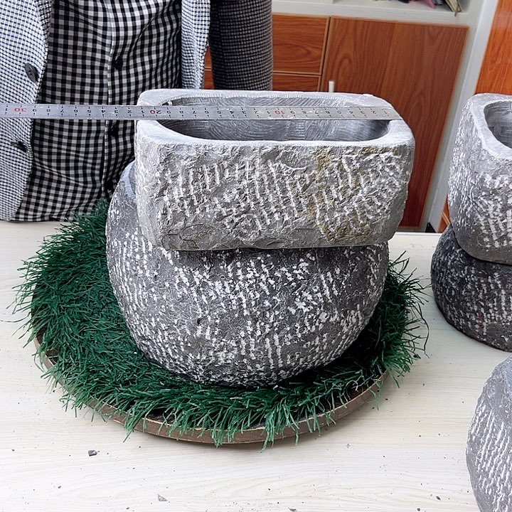 食材和贵州青石打造而成