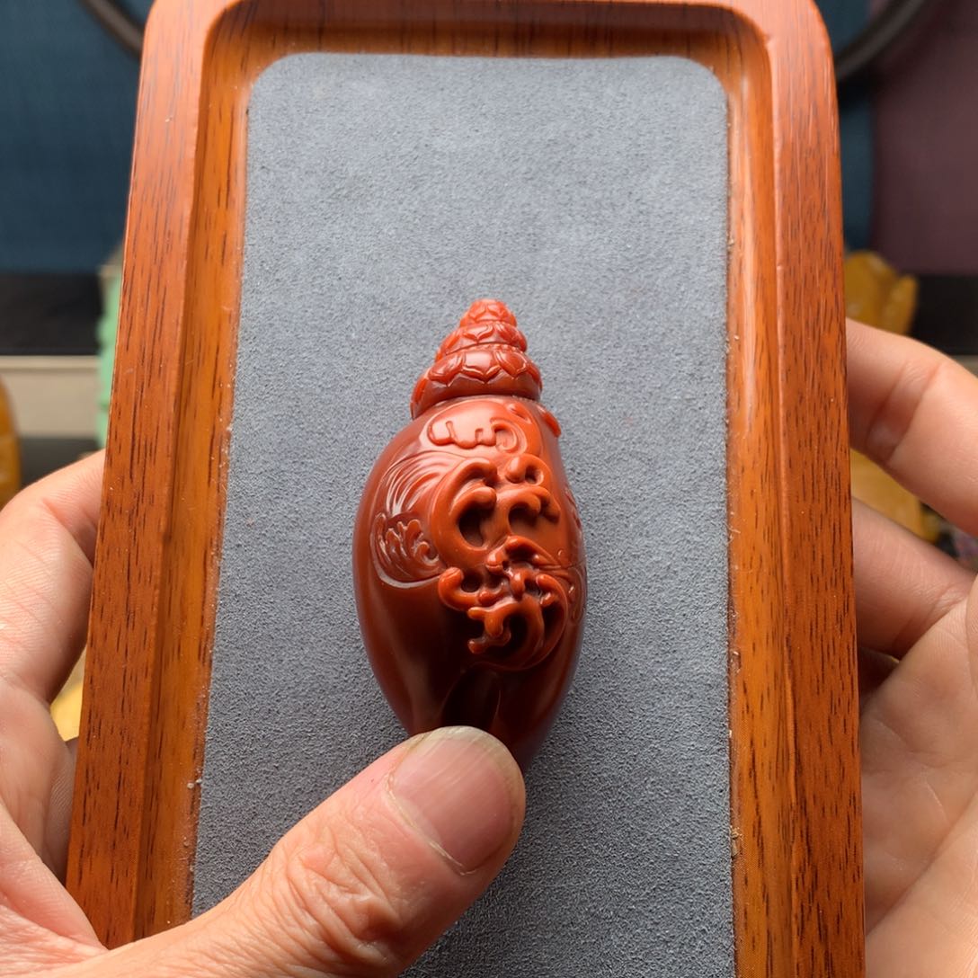 石英质玉配饰未镶嵌烂*人