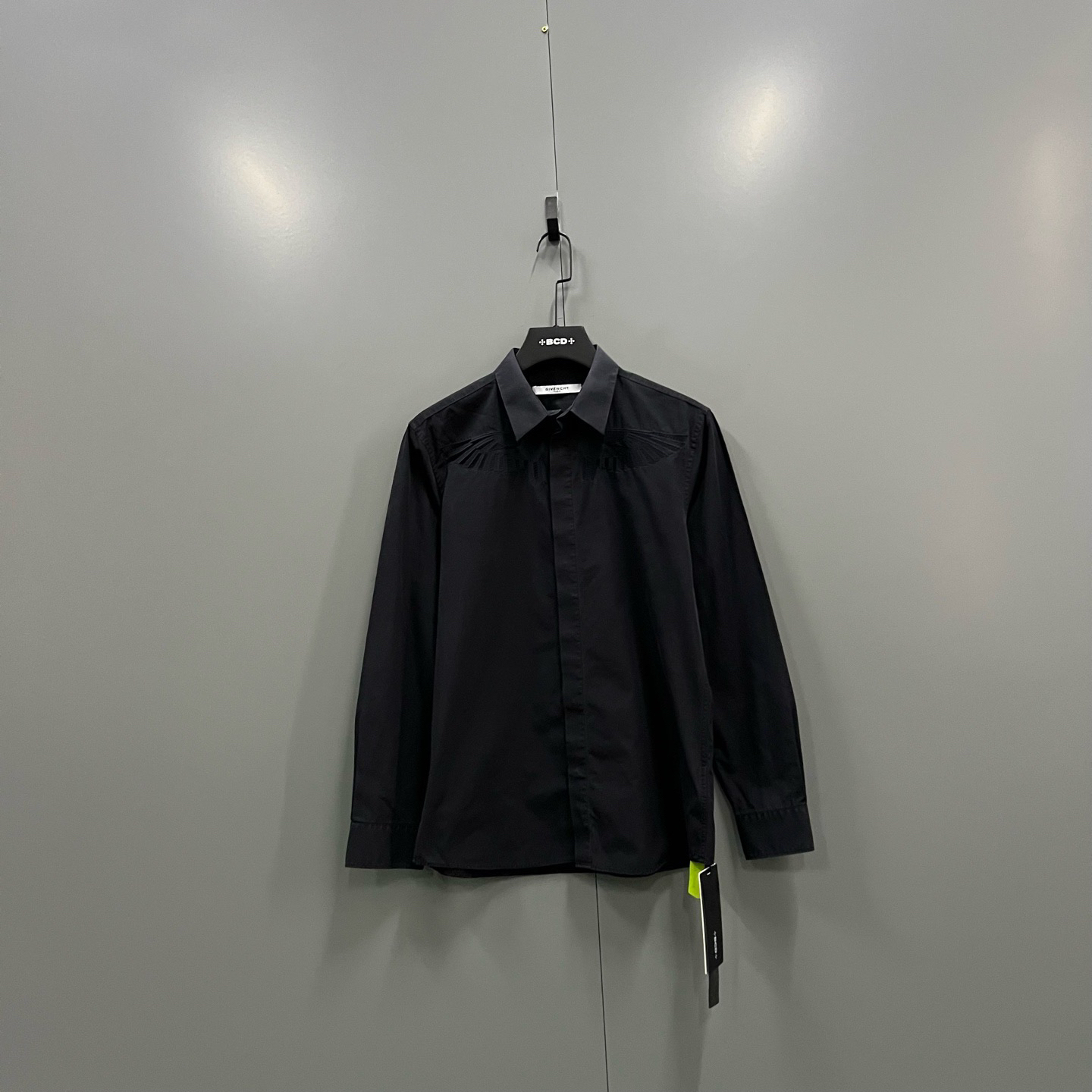 95新 Givenchy/纪梵希 jp910 606449 黑色刺绣衬衫 