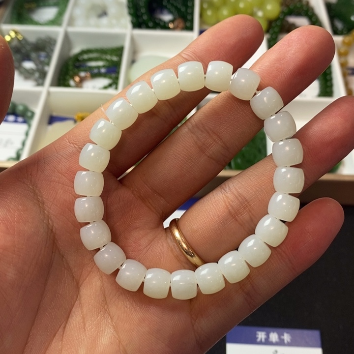 和田玉手链未镶嵌