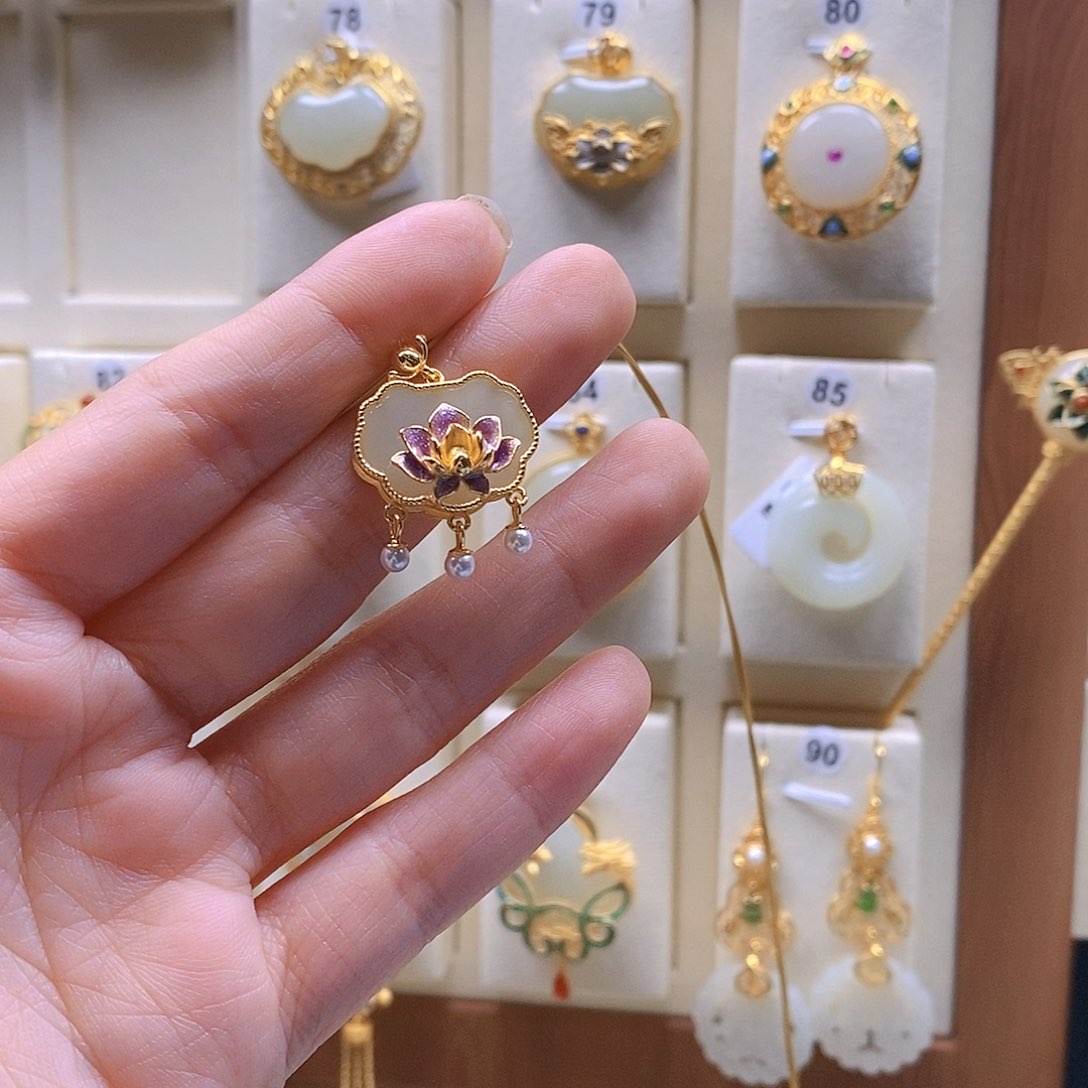 和田玉颈饰银S925镶嵌