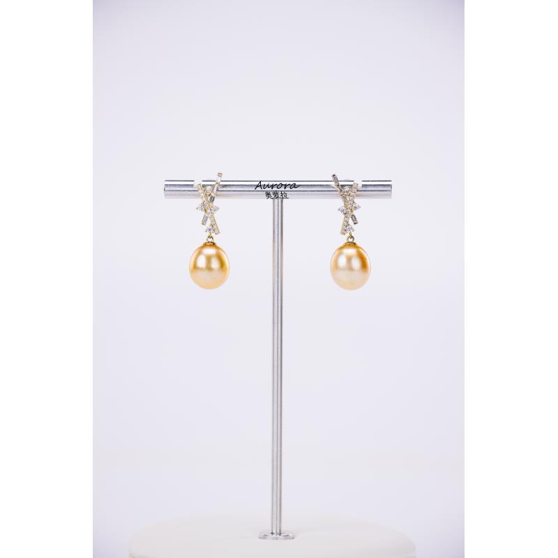 【奥萝拉珠宝】 海水 南洋金珠 11-12mm,微瑕 正金色 强光 #ES114