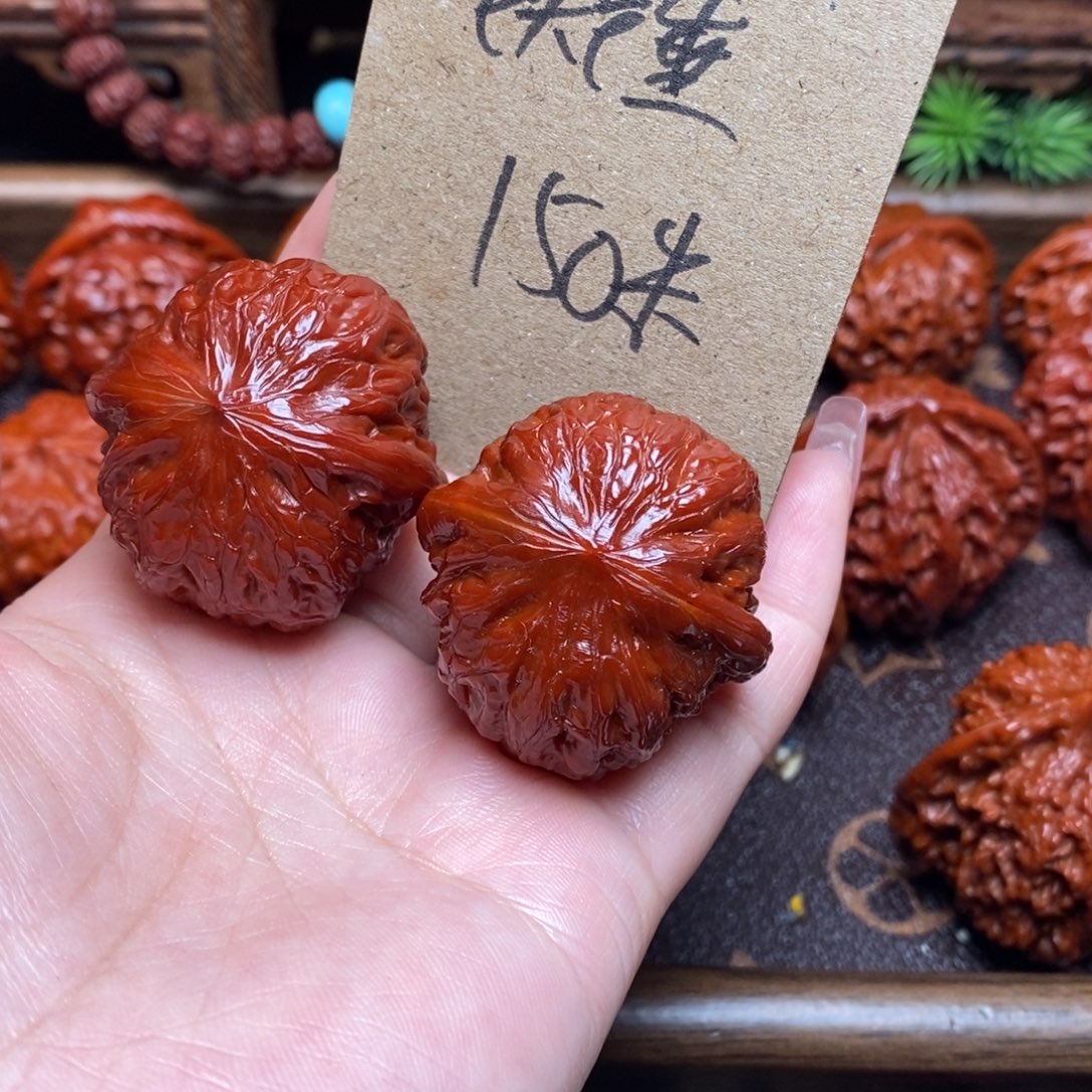 有***了文玩核桃吊坠铁锤蒙蒙