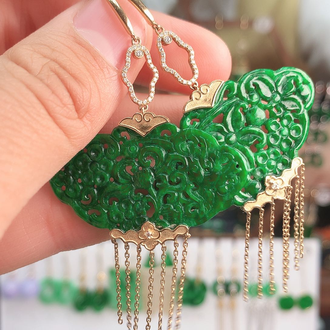 翡翠耳饰18K金镶嵌耳饰