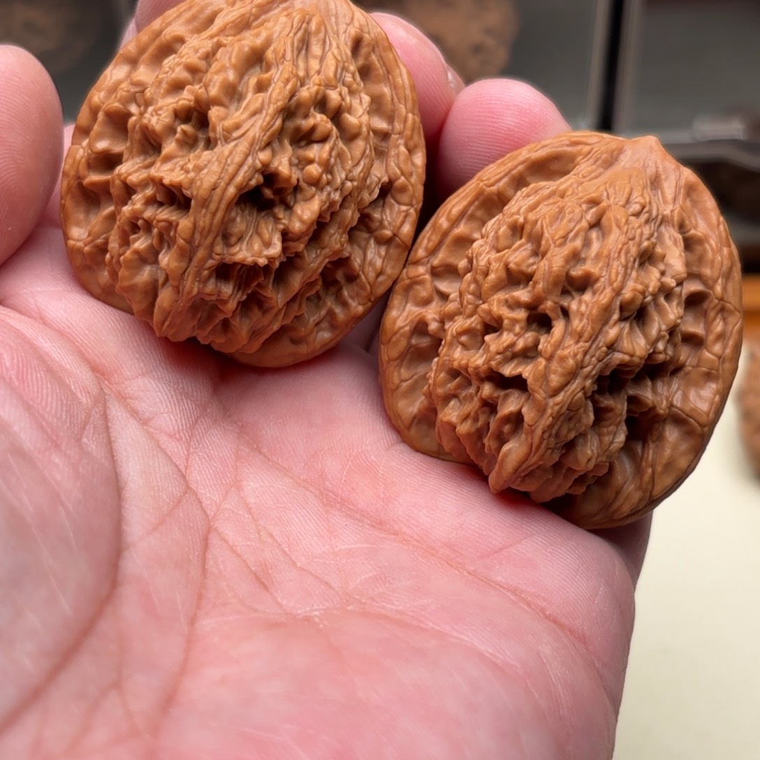 把件文玩核桃麦穗虎头