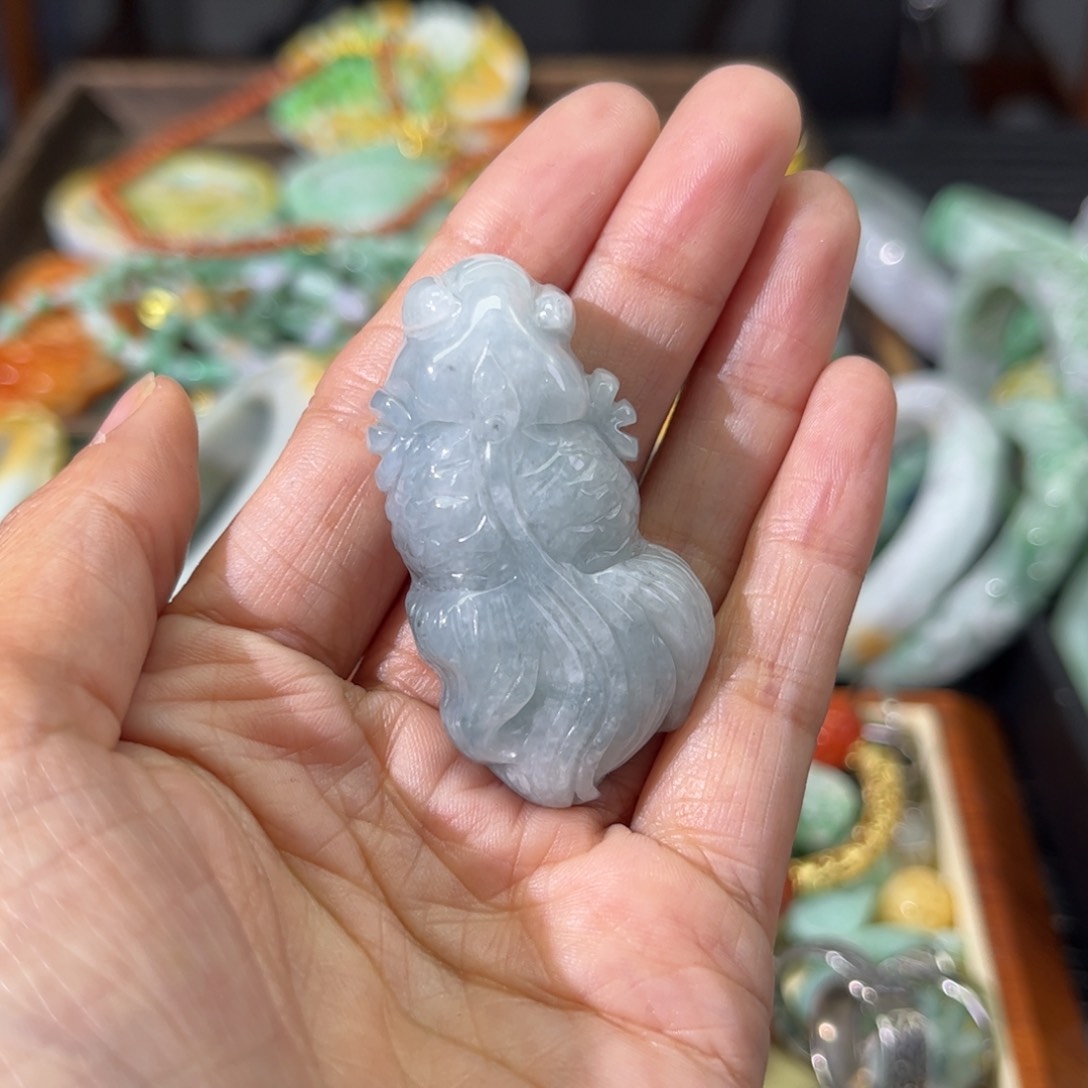 翡翠颈饰未镶嵌待编款