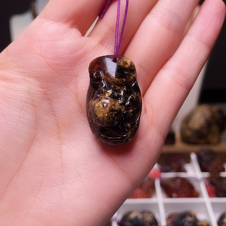 琥珀未镶嵌裸石抚顺琥珀花珀富甲一方178