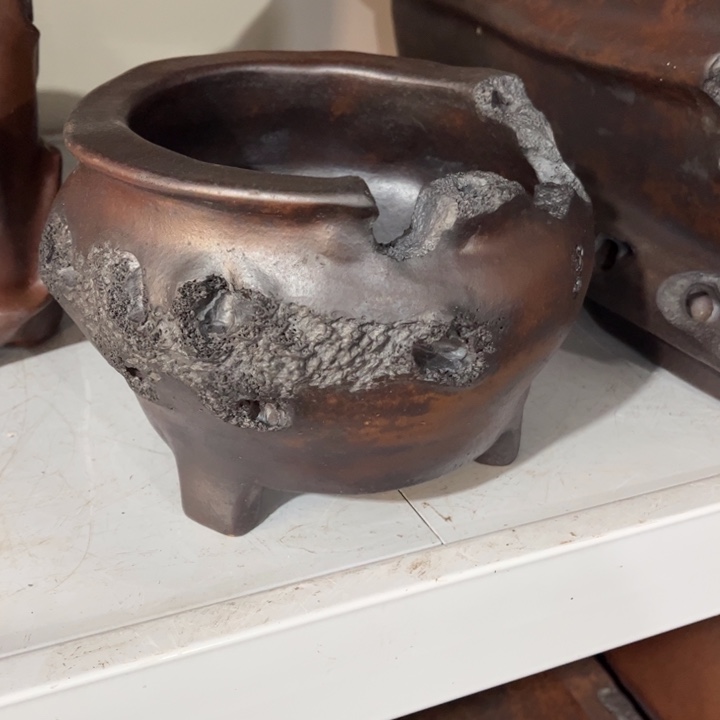 狗***花紫砂花盆宜兴紫砂工艺厂