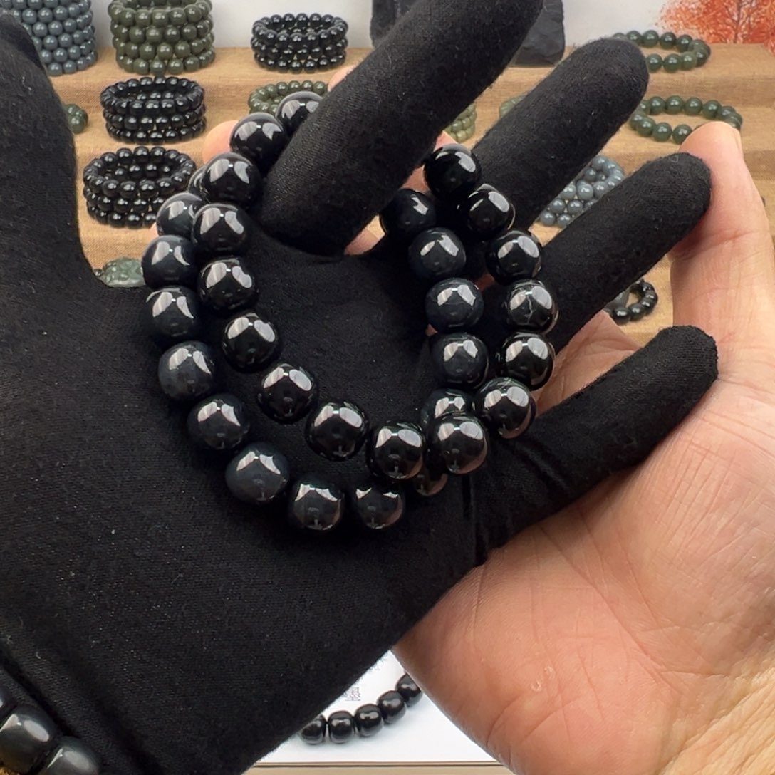 颈饰未镶嵌和田玉（墨玉）体验