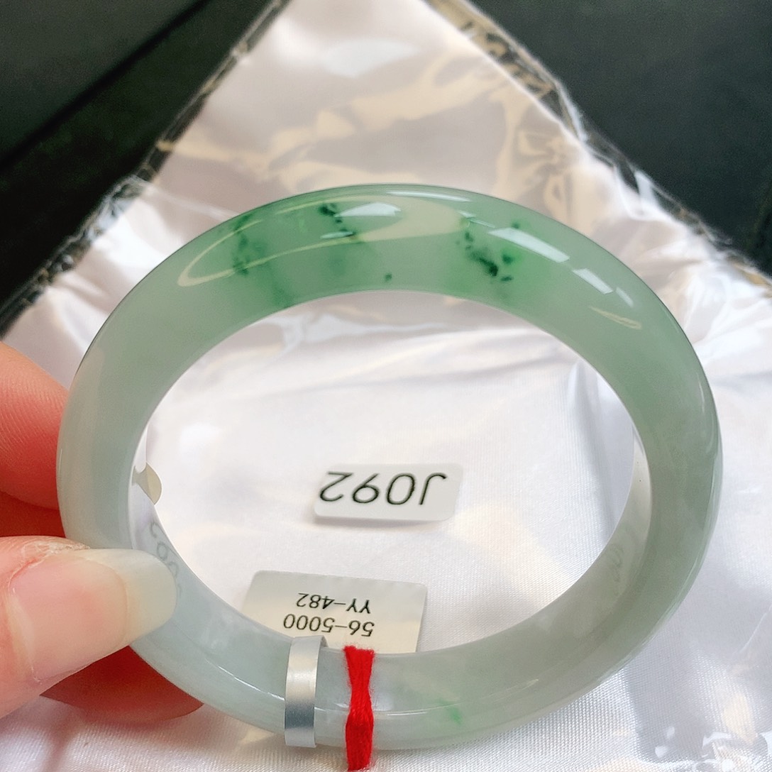 【闪购商品】翡翠手镯未镶嵌缅甸天然a货翡翠