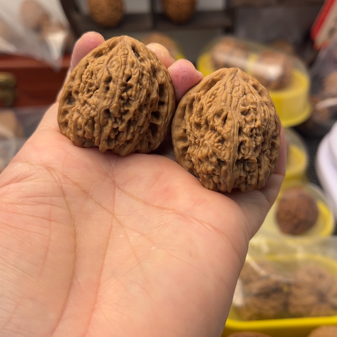 文玩核桃吊坠上**?南疆石