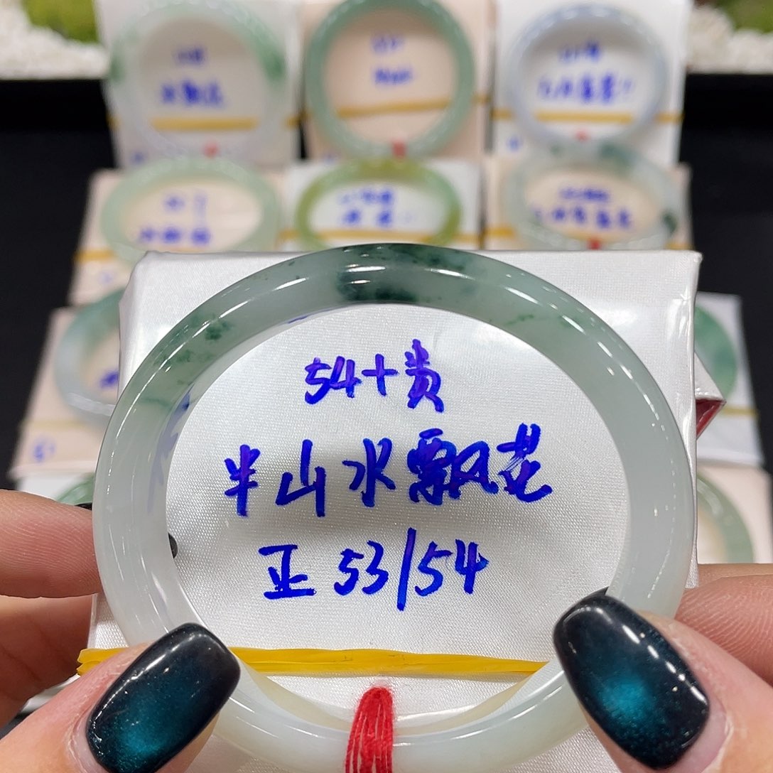 翡翠未镶嵌手镯缅甸天然翡翠