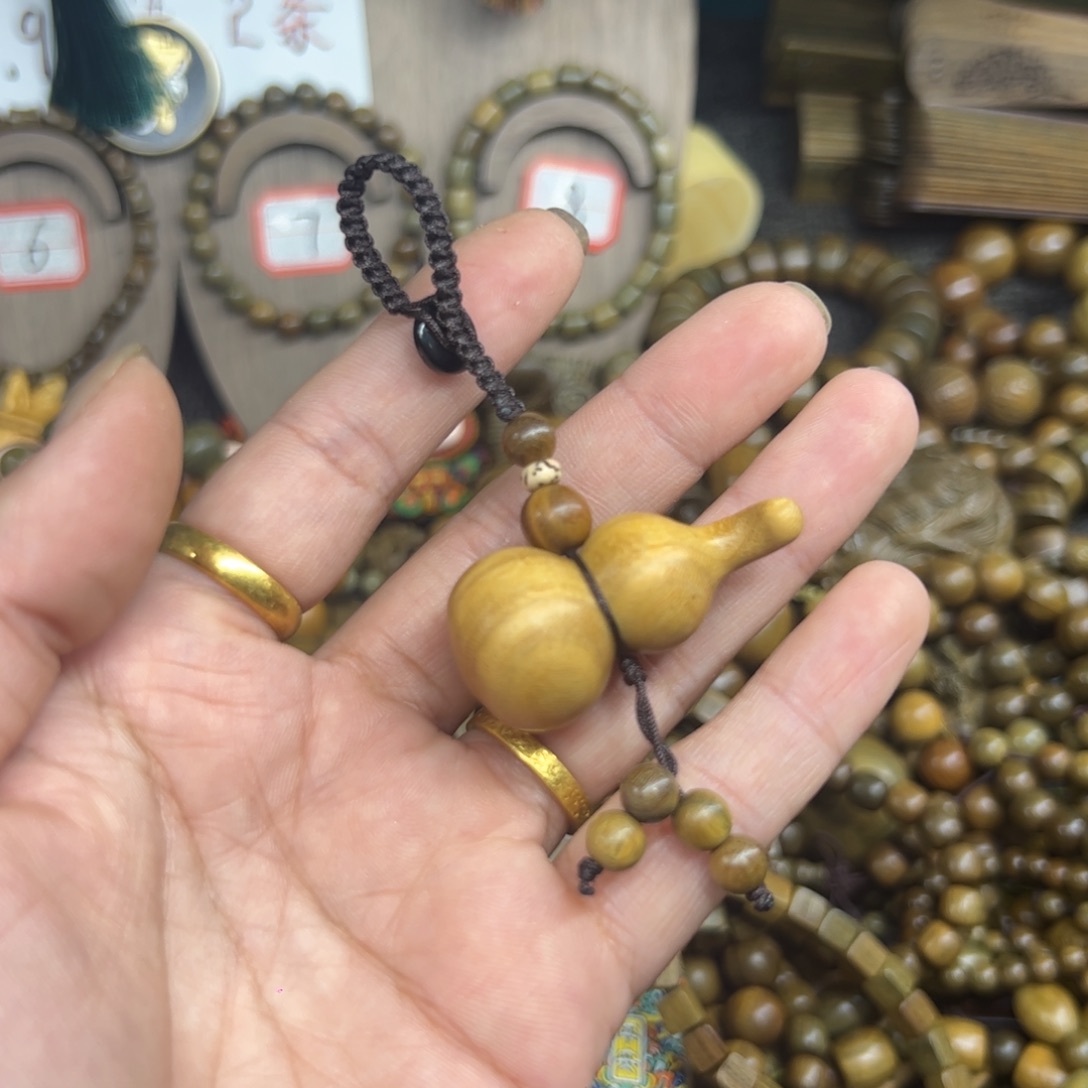 维腊木（绿檀）无事牌