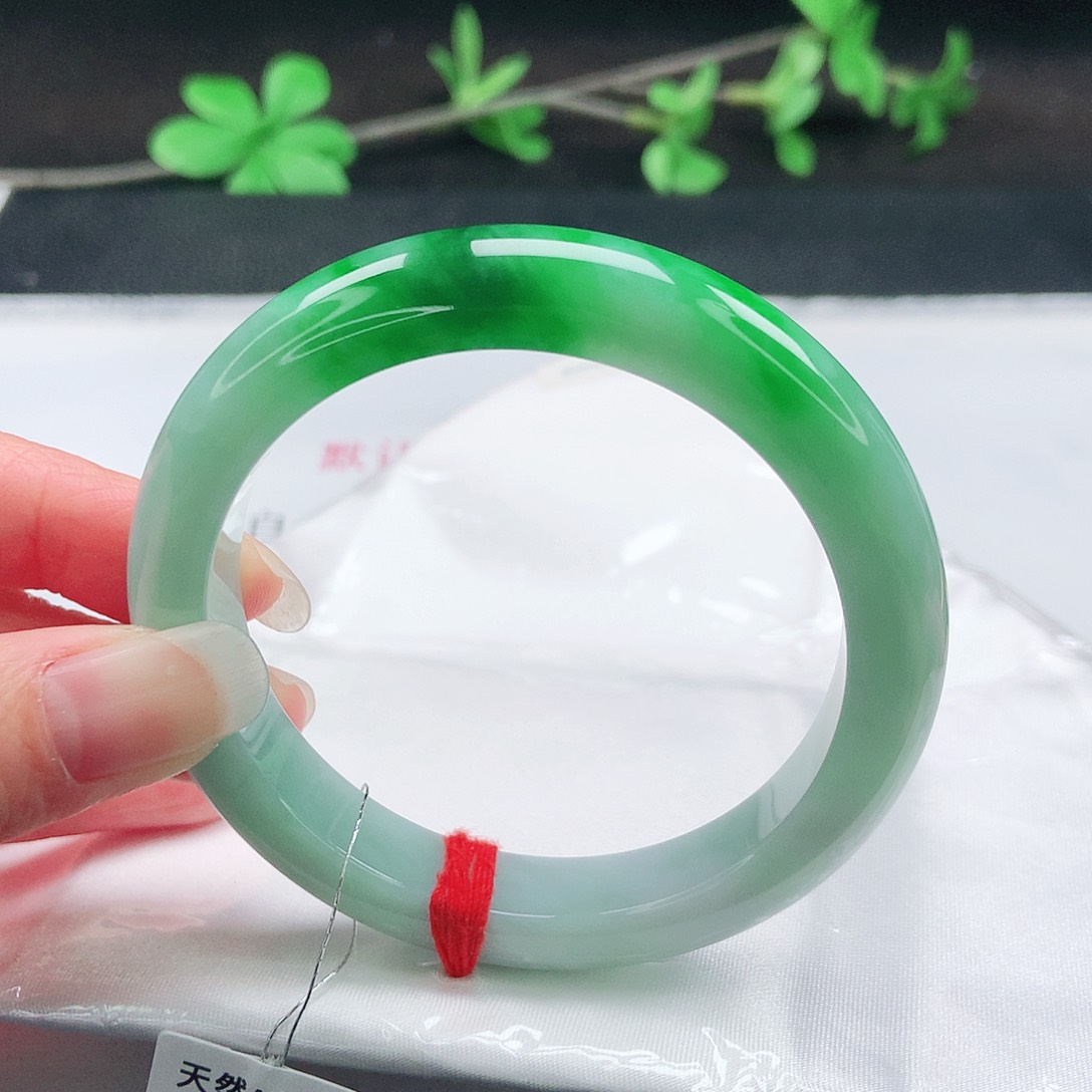 未镶嵌手镯翡翠56圈