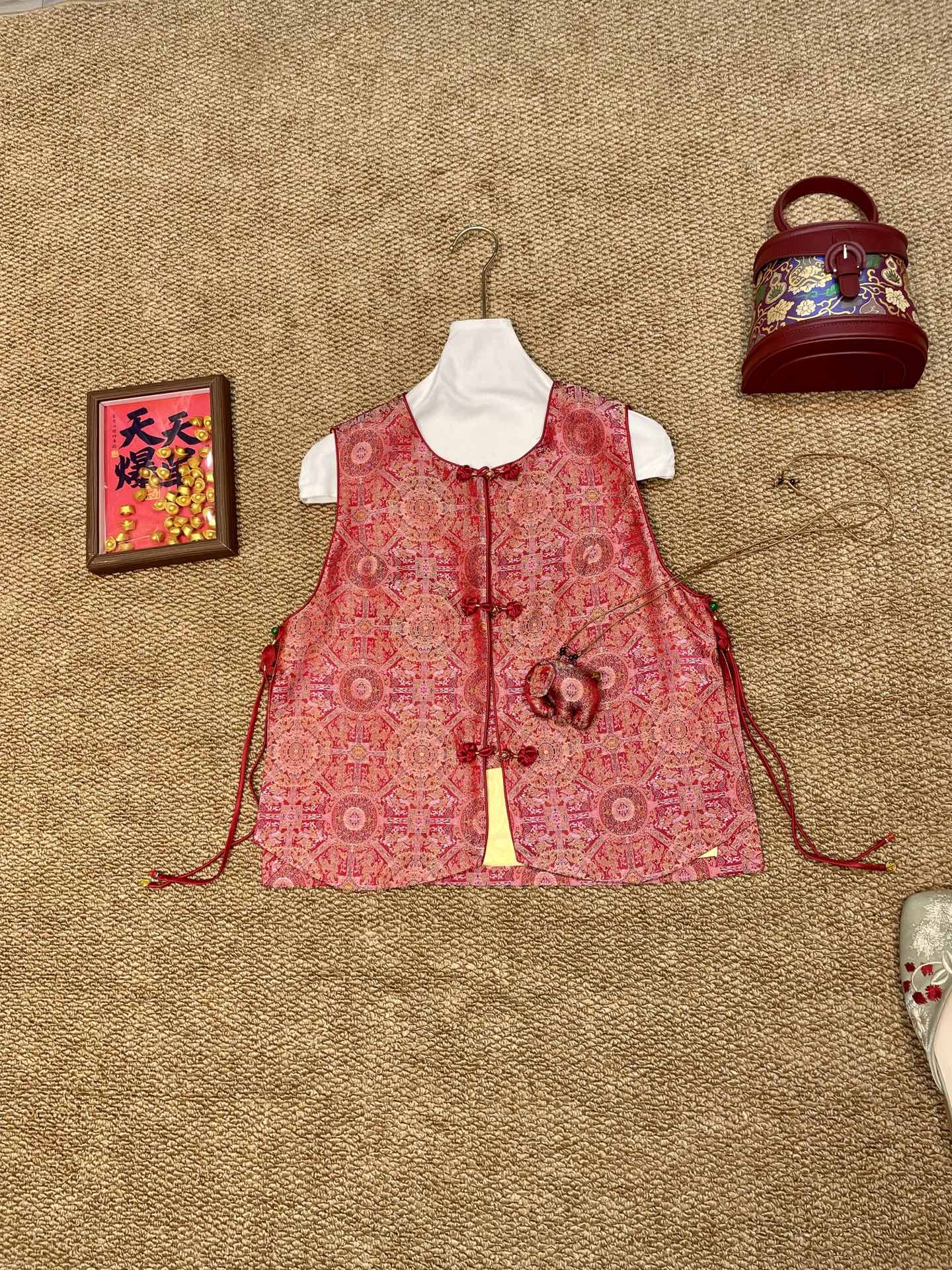 经典款八达晕宋锦马甲南油新中式国风盘扣叠穿百搭气质民族风马夹