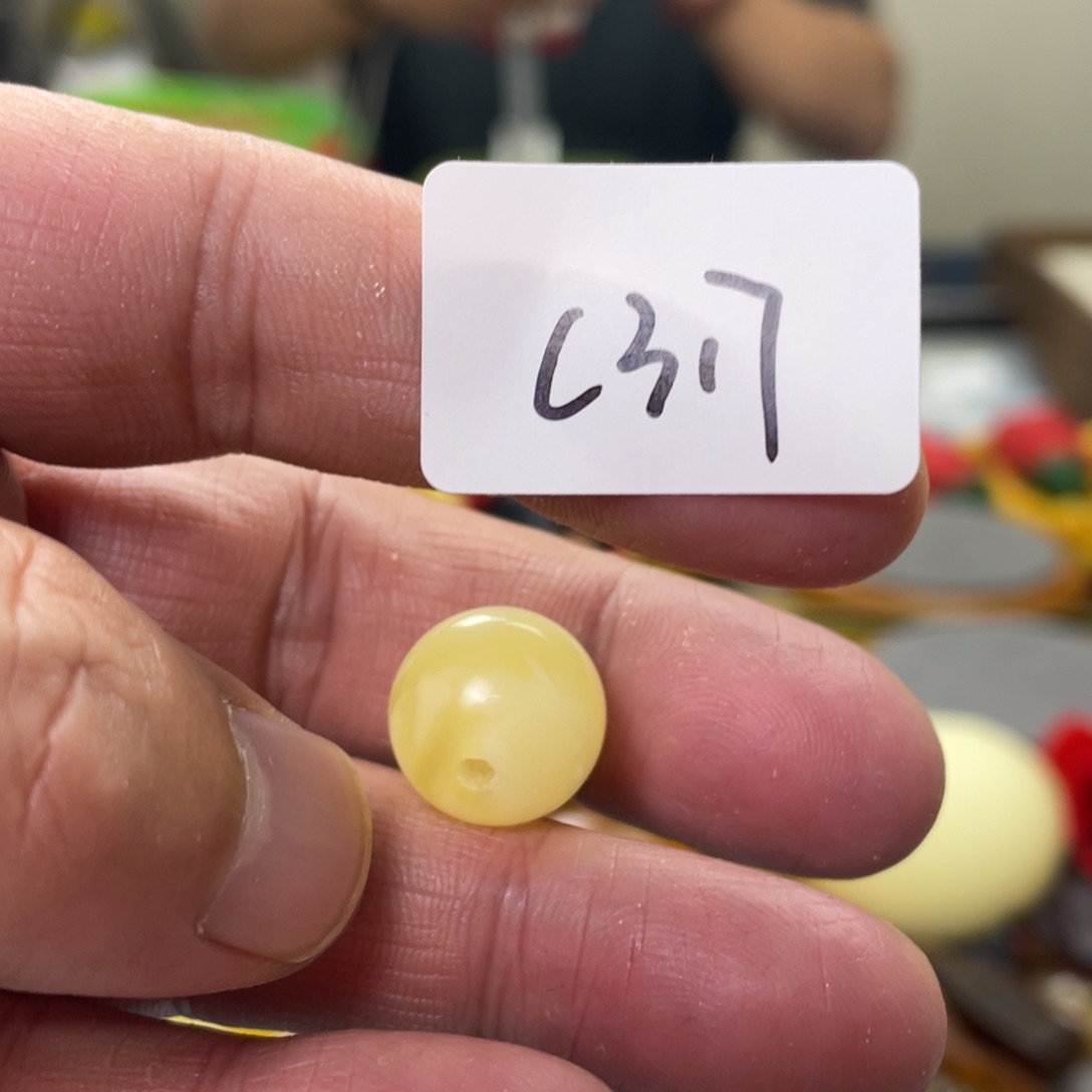 手链琥珀未镶嵌多样性发，发其中一件