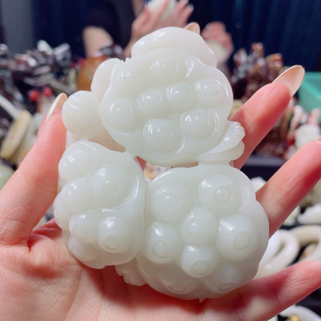 未镶嵌和田玉把件