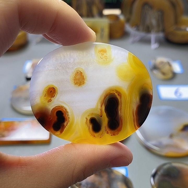玛瑙/玉髓未镶嵌珠宝半成品26