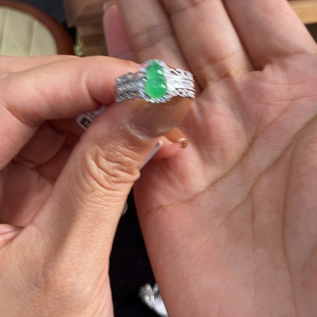 喀***所翡翠银S925镶嵌戒指戒指