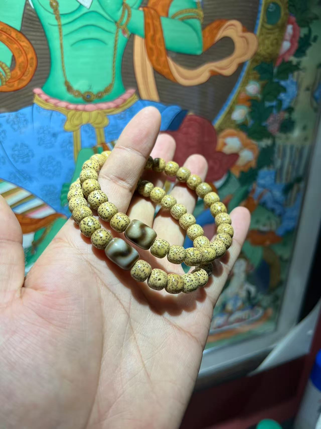 精品星月单圈配虎牙短珠（多样性发一）