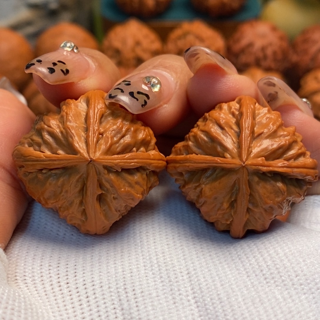 *****文玩核桃把件手捻