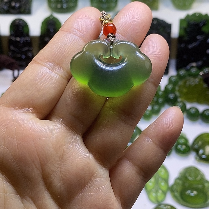 蛇纹石玉未镶嵌颈饰7**姐