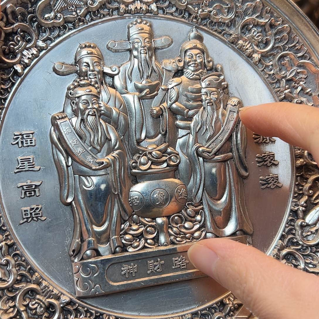 精美铜器工艺品等