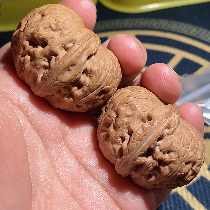 【闪购商品】文玩核桃吊坠平谷元宝