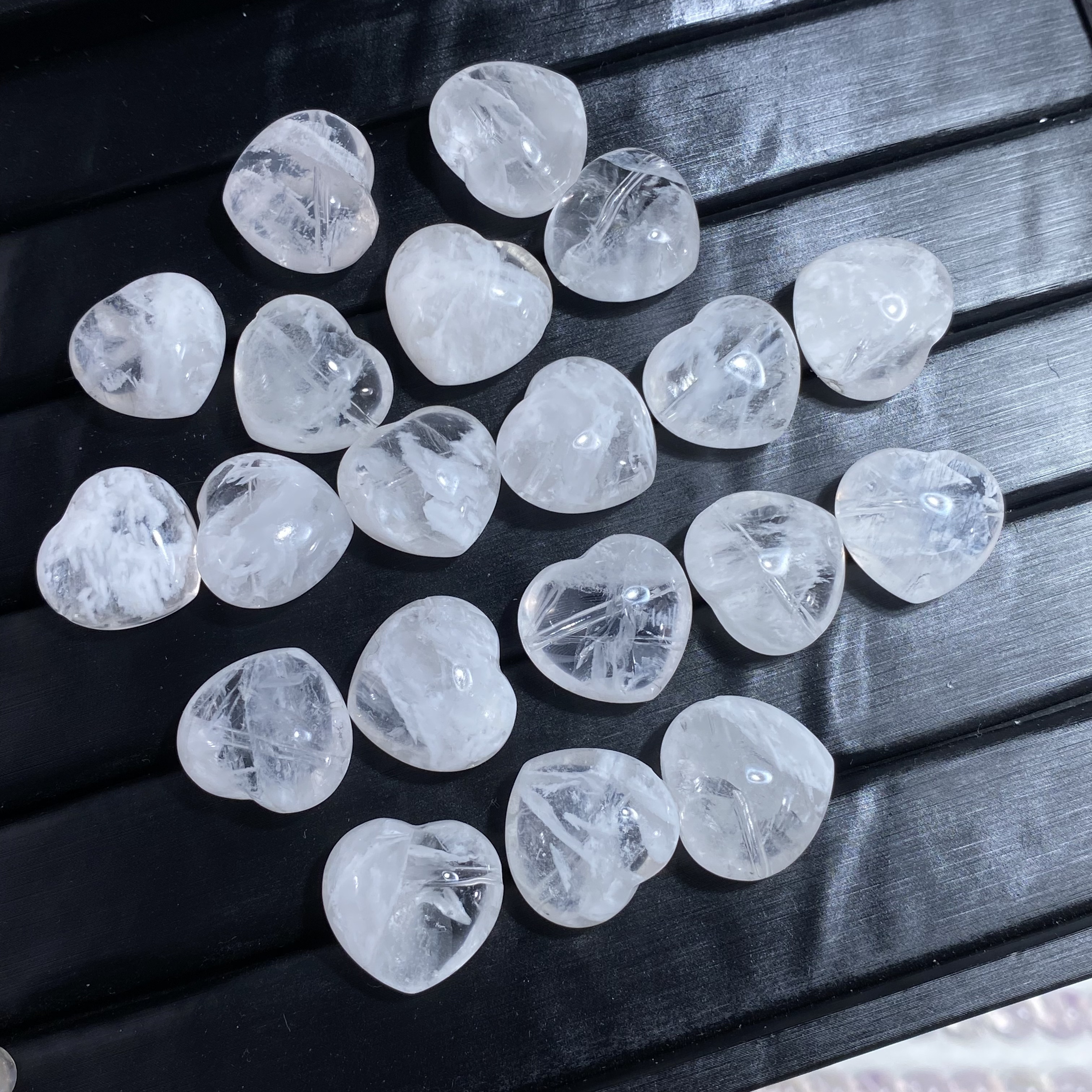 白雪花爱心横孔单颗