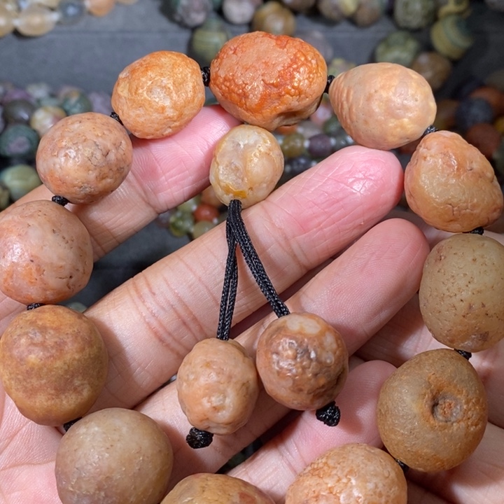 未镶嵌玛瑙/玉髓珠宝奇石