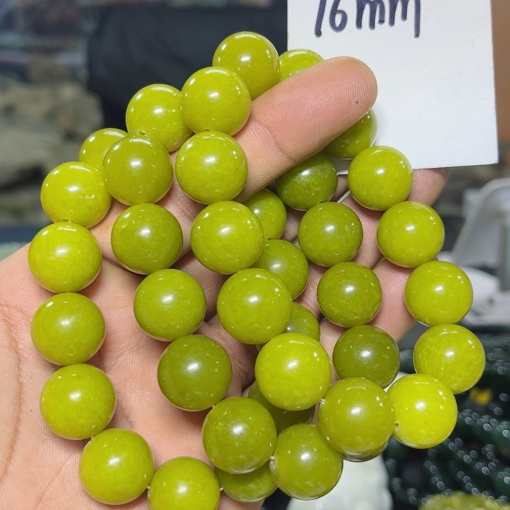 蛇纹石玉手串未镶嵌