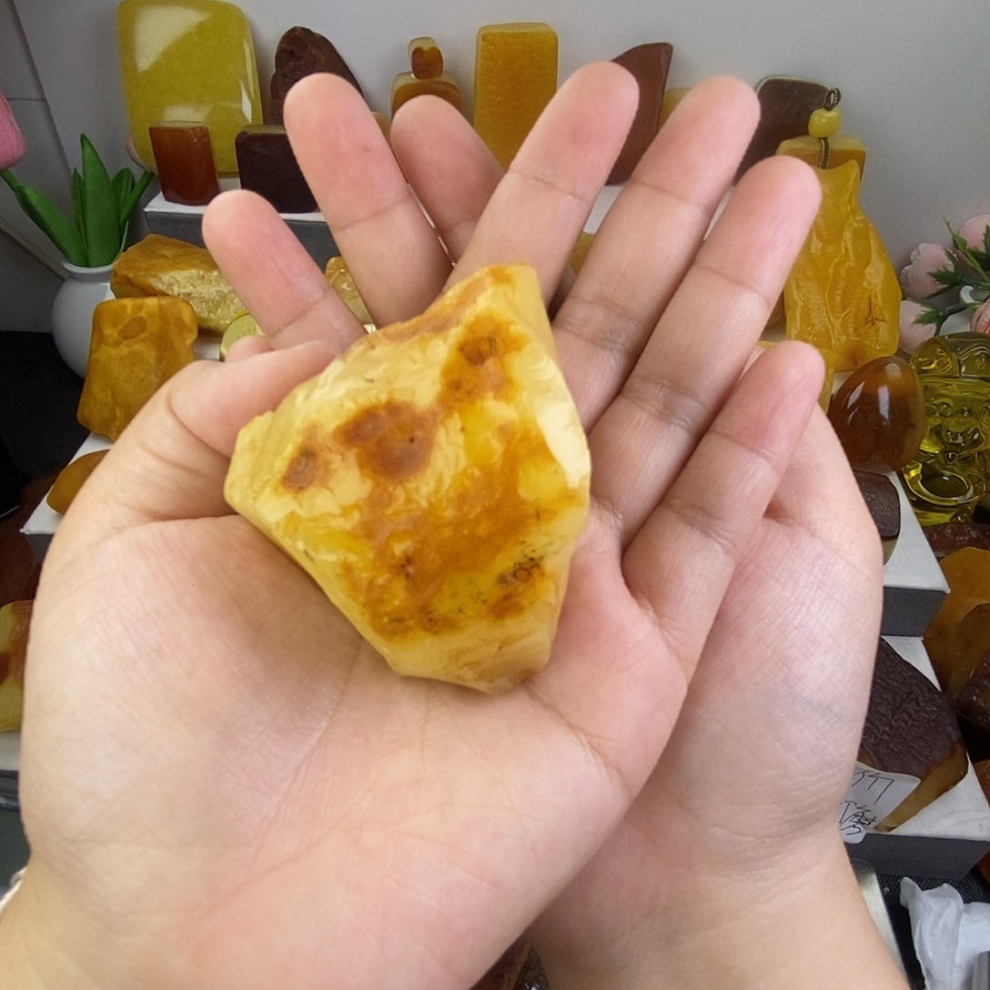 妍***～定制蜜蜡未镶嵌柿子78889999