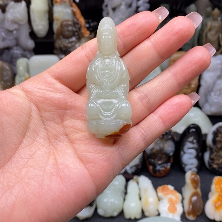 和田玉颈饰未镶嵌一**行