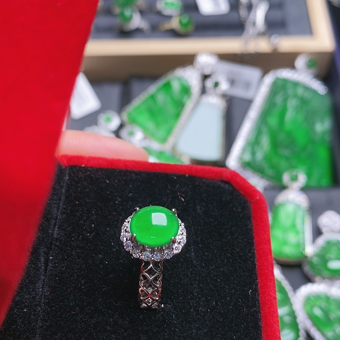 翡翠戒指未镶嵌戒指1