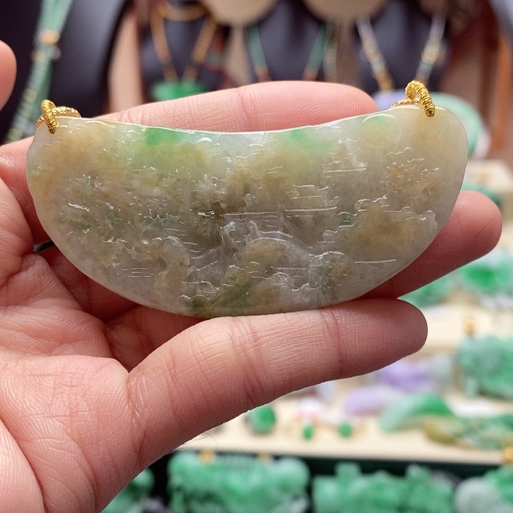 翡翠颈饰未镶嵌翡翠吊坠