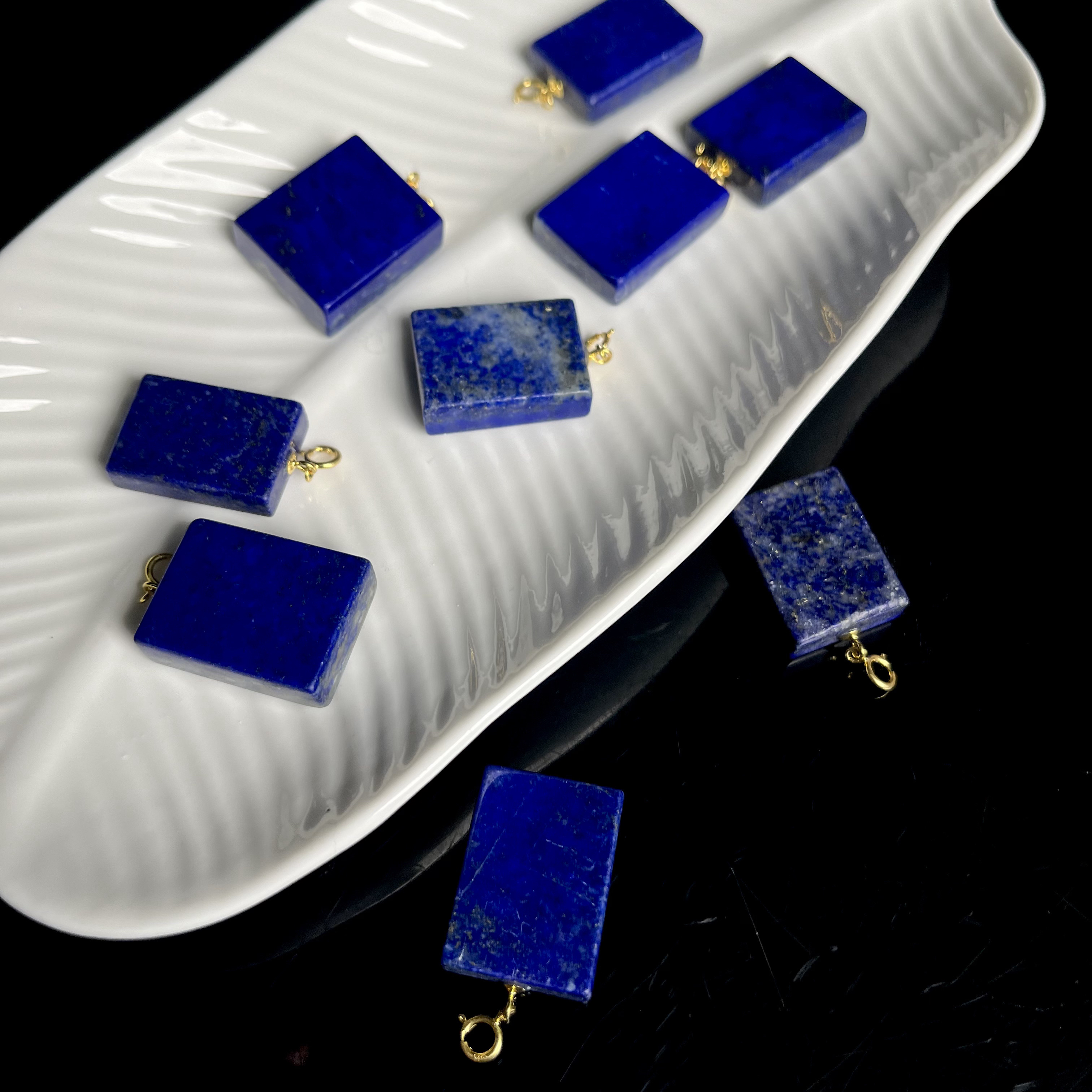 【大鱼甄选】青金石无事牌吊坠YC914多样性发其一简约时尚