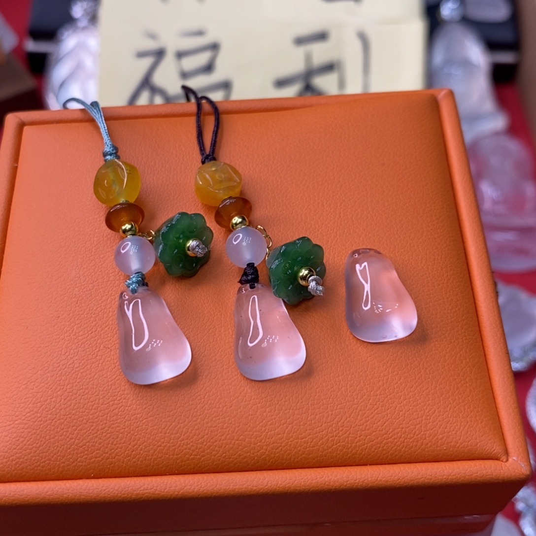 未镶嵌瓜随机发一石英质玉