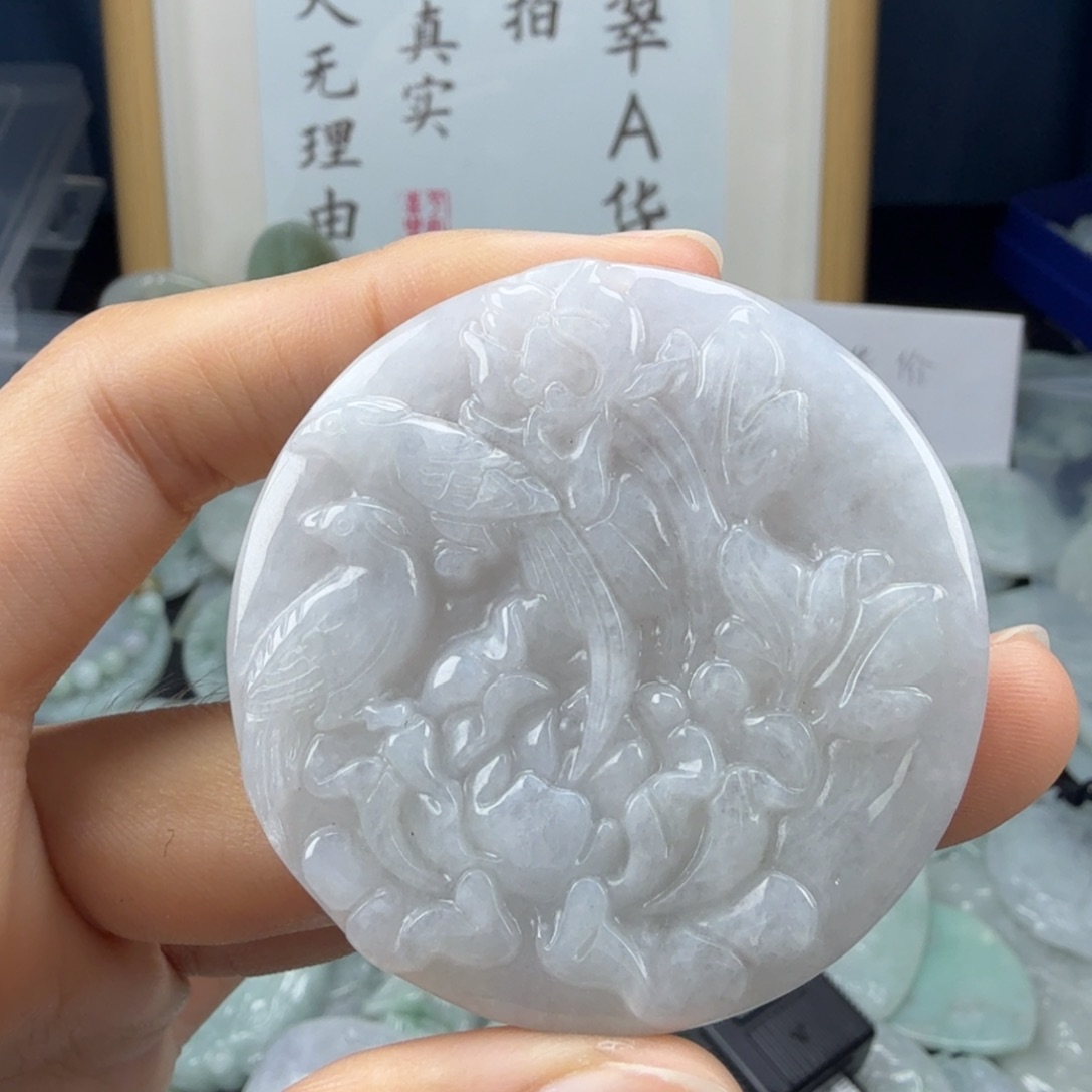 翡翠未镶嵌颈饰翡翠