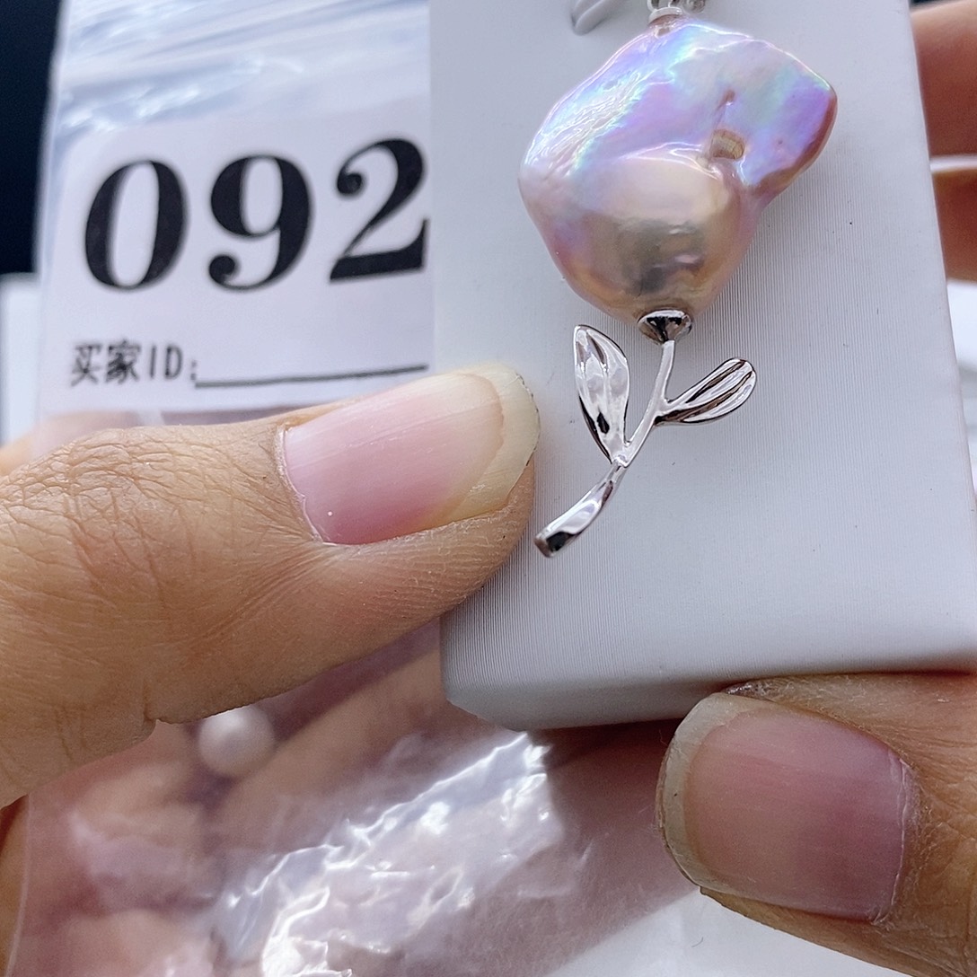 颈饰钛钢淡水珍珠