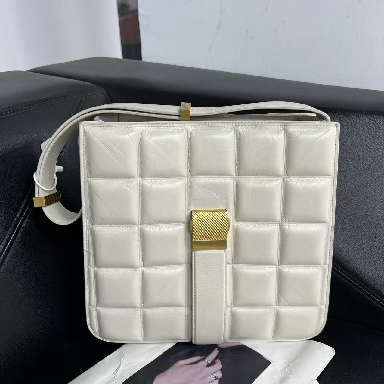 95新 BOTTEGA VENETA/葆蝶家 捐金沉珠/腋下托特包