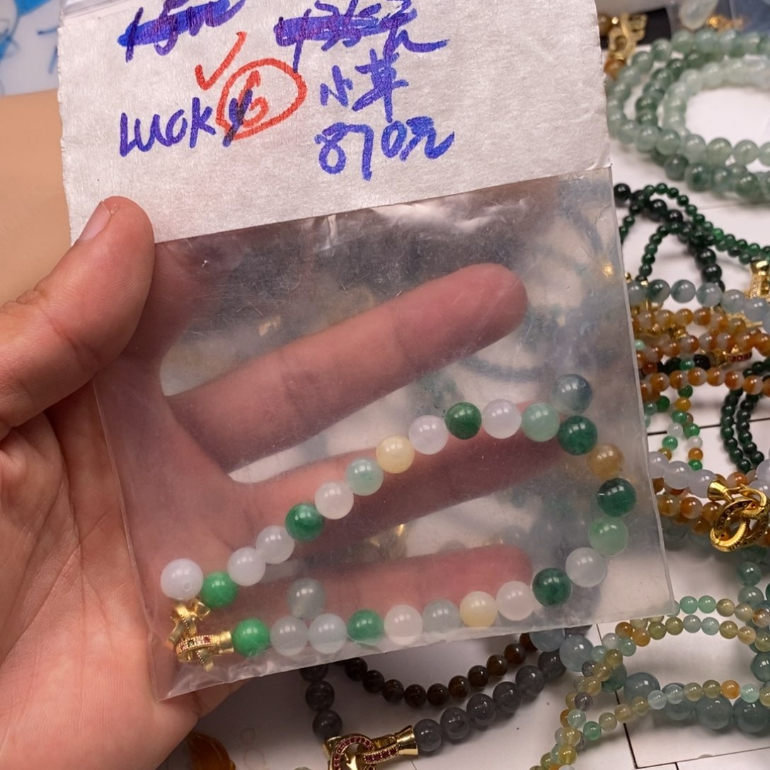 未镶嵌定制翡翠草