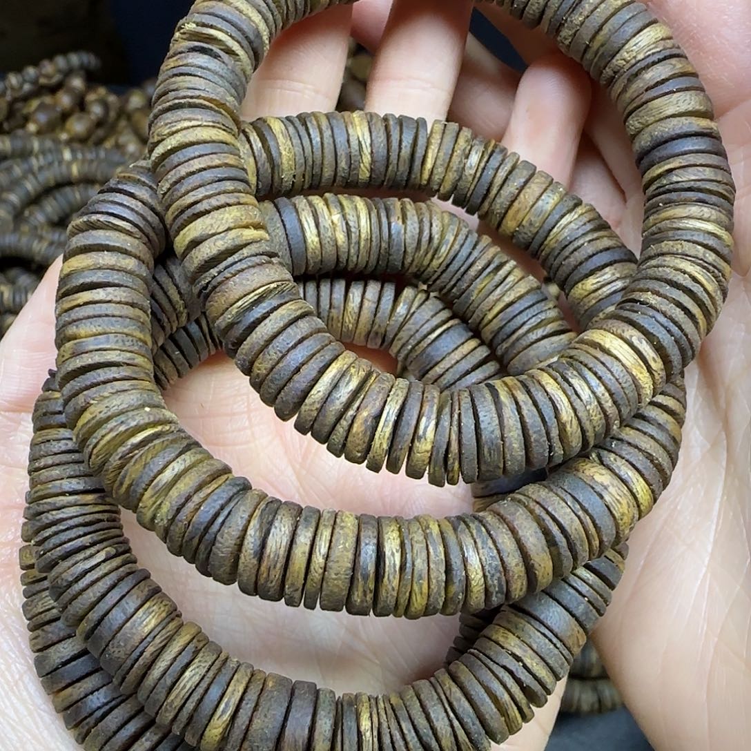 沉香沉香碎屑+沉水浮1.0片片珠单圈13.5克加多样性发一