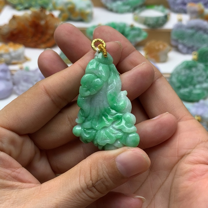 颈饰未镶嵌翡翠翡翠