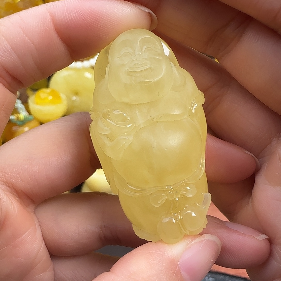 蜜蜡未镶嵌珠宝奇石