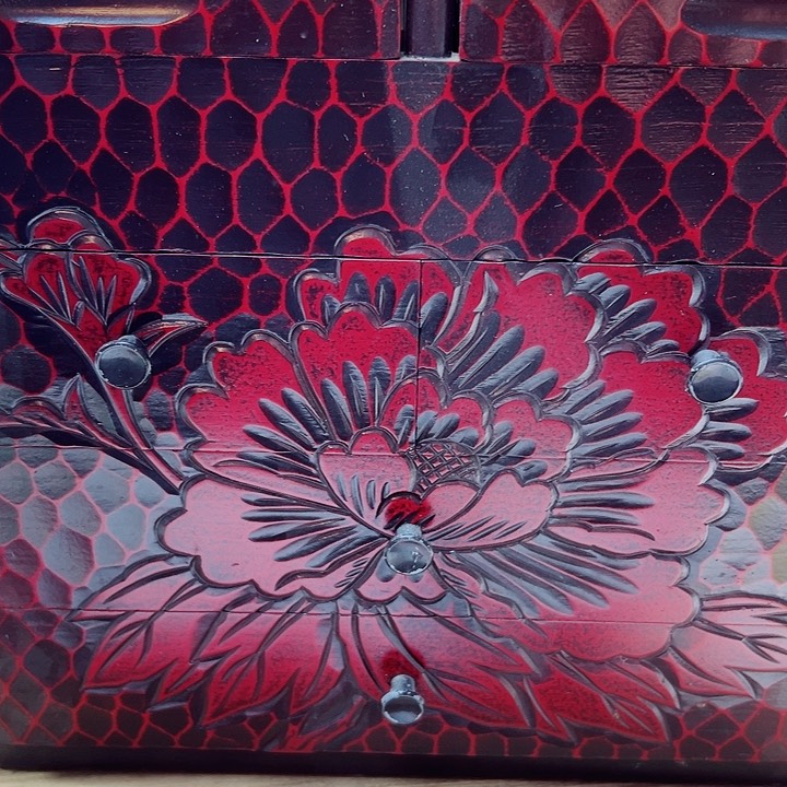 15758558558989898889